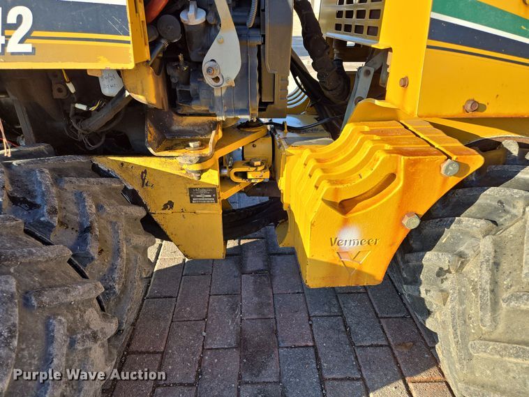 image for item EQ3603 2014 Vermeer  LM42  trencher