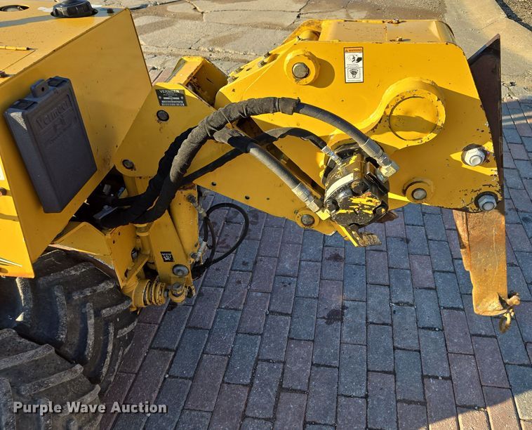 image for item EQ3603 2014 Vermeer  LM42  trencher