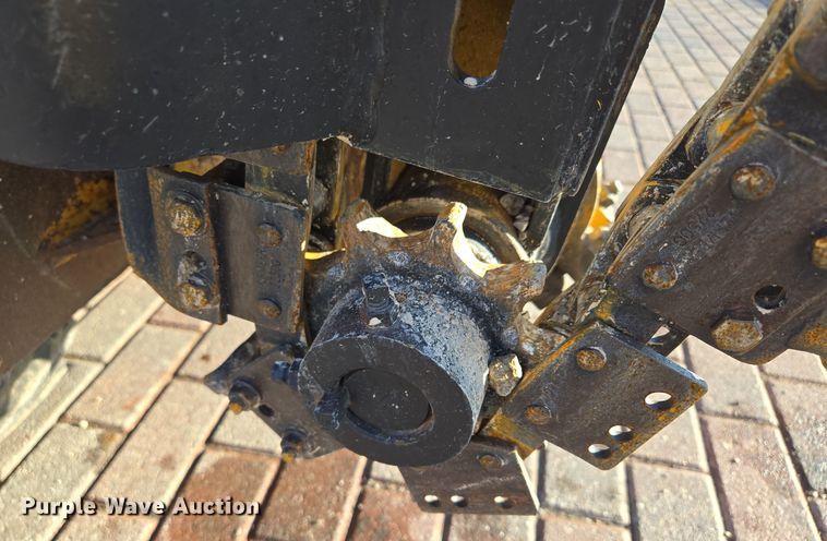 image for item EQ3603 2014 Vermeer  LM42  trencher