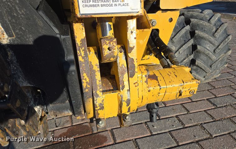 image for item EQ3603 2014 Vermeer  LM42  trencher