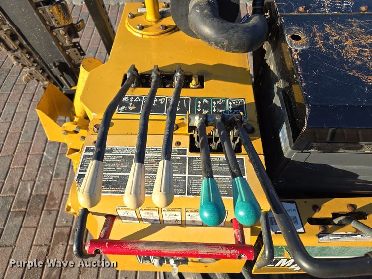 image for item EQ3603 2014 Vermeer  LM42  trencher