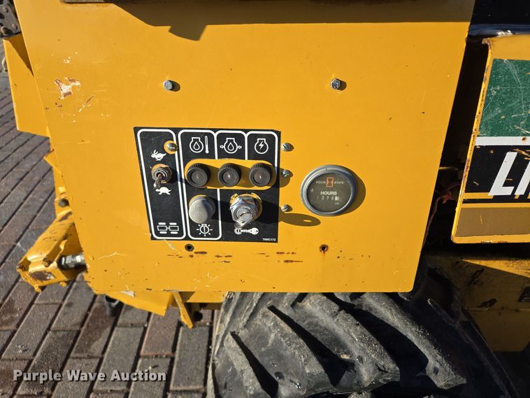 image for item EQ3603 2014 Vermeer  LM42  trencher