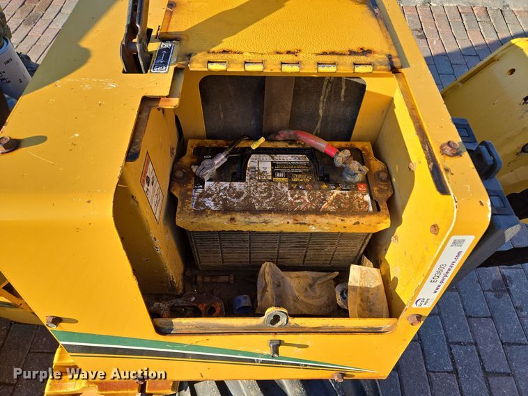 image for item EQ3603 2014 Vermeer  LM42  trencher