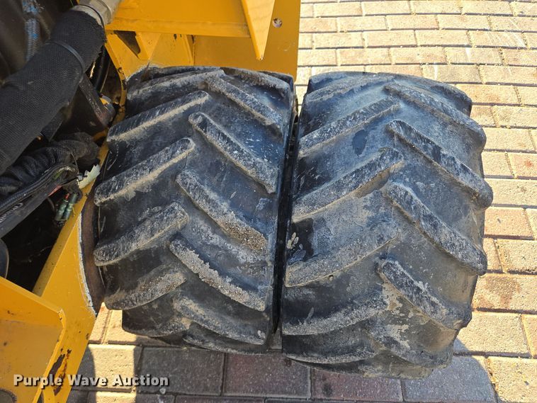 image for item EQ3603 2014 Vermeer  LM42  trencher