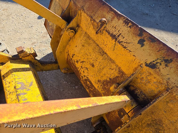 image for item EQ3640 1971 Case W20 wheel loader