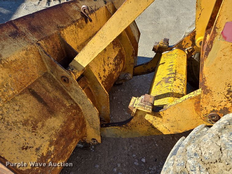 image for item EQ3640 1971 Case W20 wheel loader