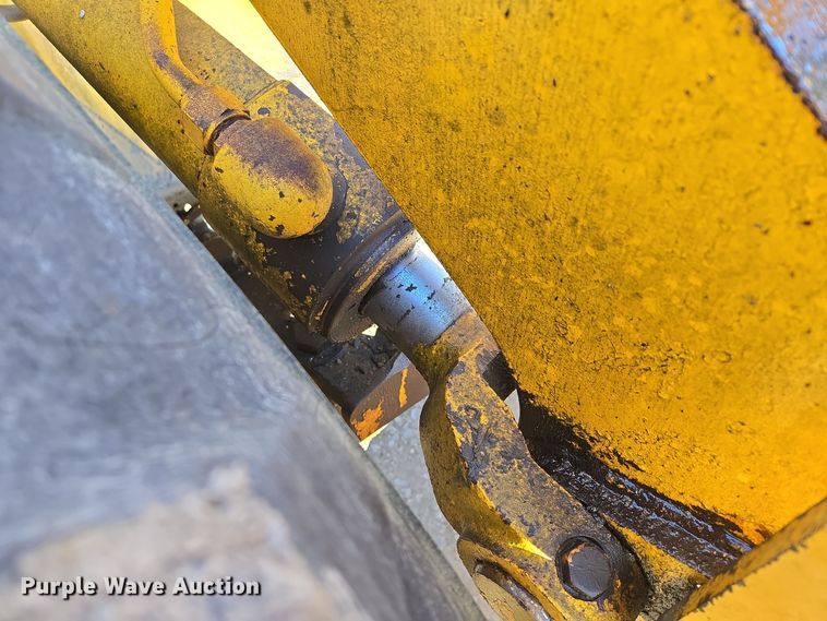 image for item EQ3640 1971 Case W20 wheel loader