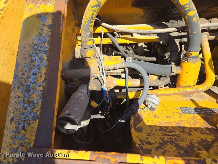 image for item EQ3640 1971 Case W20 wheel loader