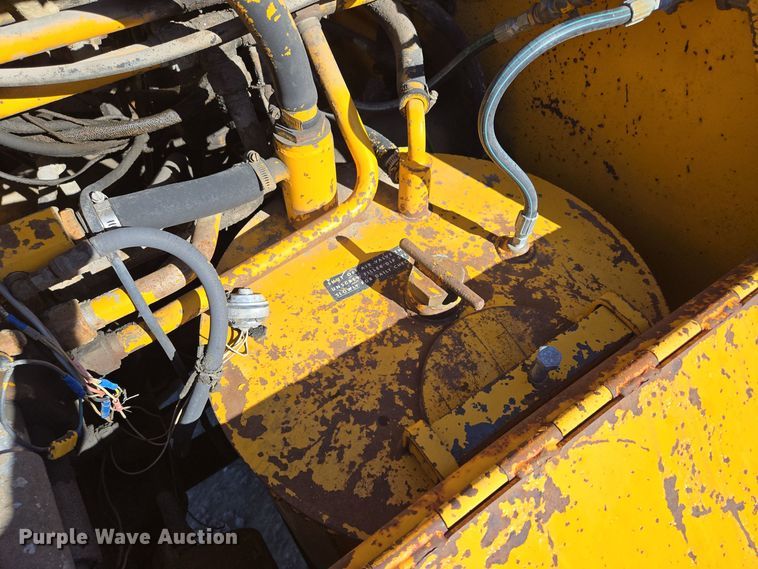 image for item EQ3640 1971 Case W20 wheel loader