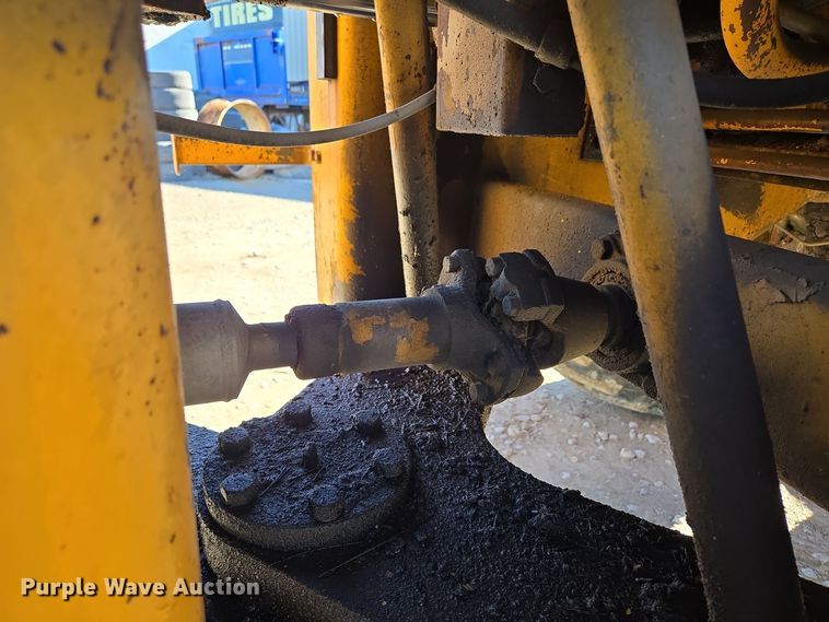 image for item EQ3640 1971 Case W20 wheel loader