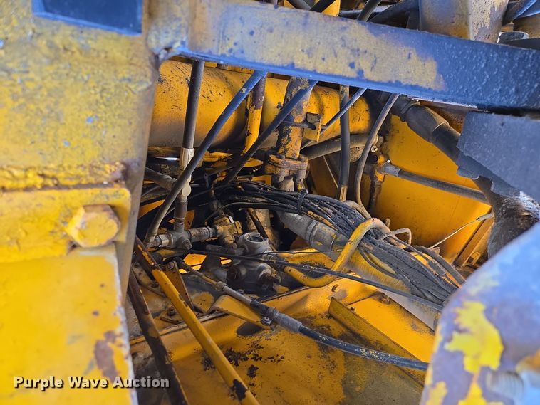 image for item EQ3640 1971 Case W20 wheel loader