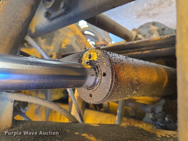 image for item EQ3640 1971 Case W20 wheel loader