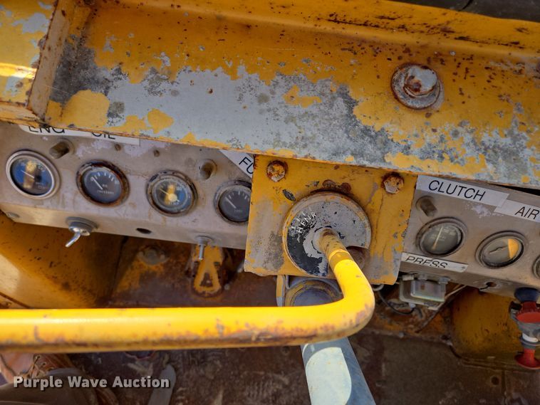 image for item EQ3640 1971 Case W20 wheel loader