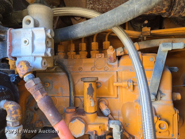 image for item EQ3640 1971 Case W20 wheel loader