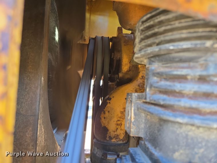 image for item EQ3640 1971 Case W20 wheel loader