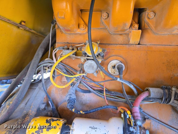 image for item EQ3640 1971 Case W20 wheel loader