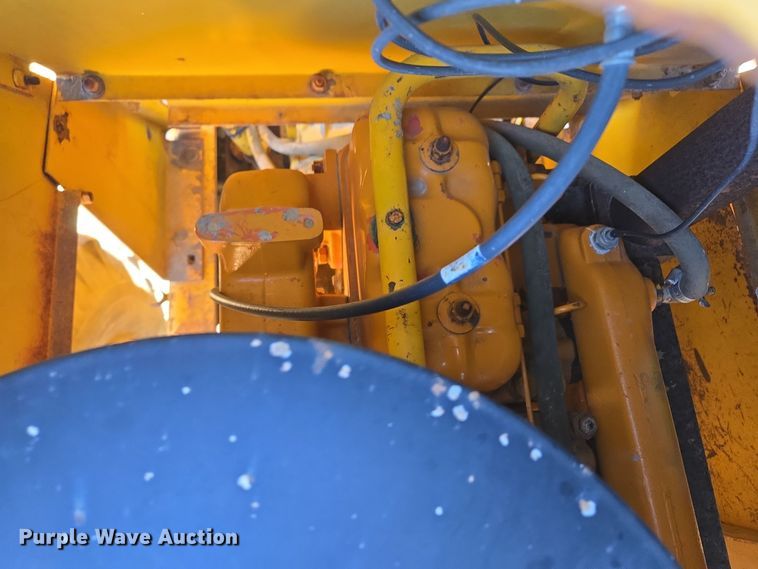 image for item EQ3640 1971 Case W20 wheel loader