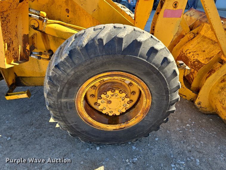image for item EQ3640 1971 Case W20 wheel loader