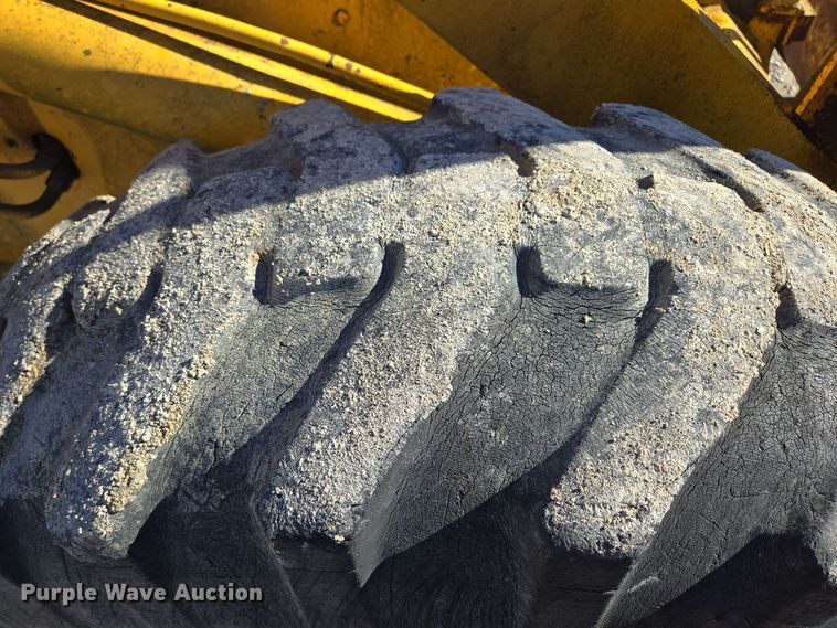 image for item EQ3640 1971 Case W20 wheel loader