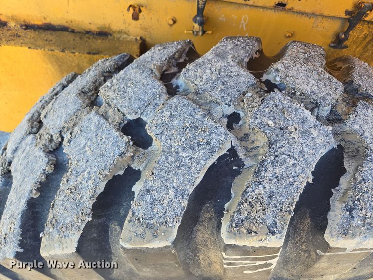 image for item EQ3640 1971 Case W20 wheel loader