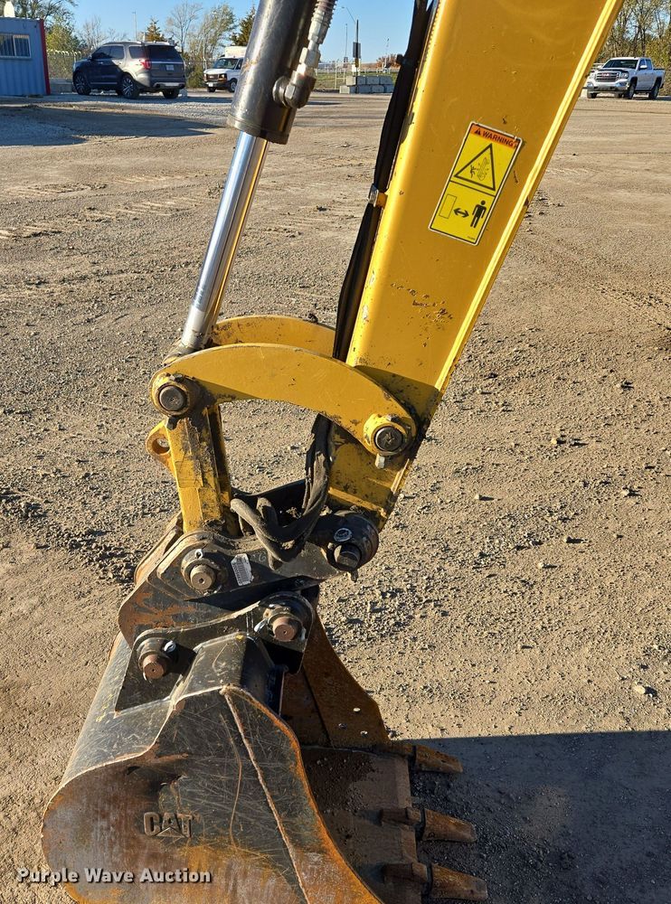 image for item EQ3650 2018 Caterpillar  305.5E2 mini excavator