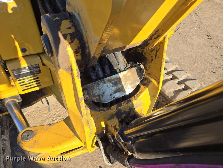 image for item EQ3650 2018 Caterpillar  305.5E2 mini excavator