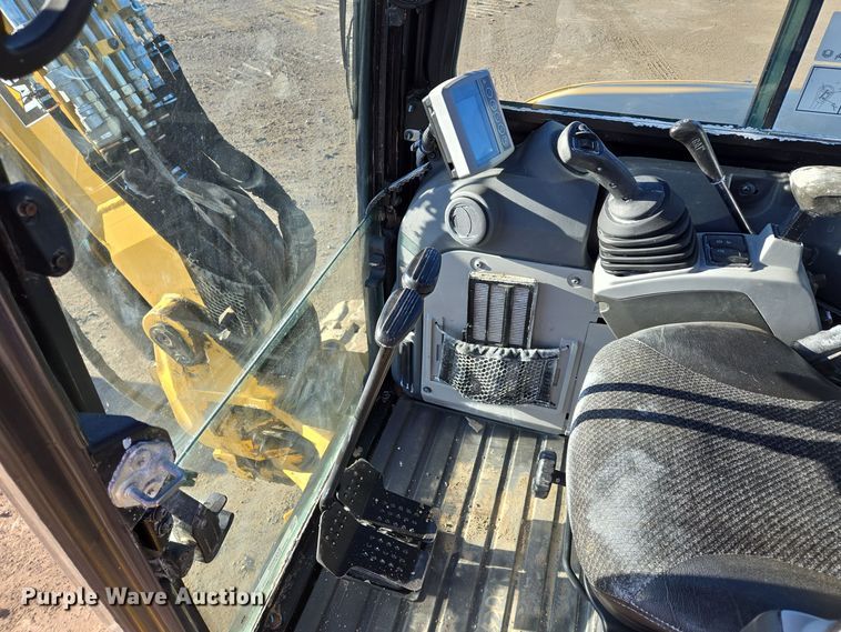 image for item EQ3650 2018 Caterpillar  305.5E2 mini excavator