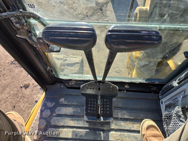 image for item EQ3650 2018 Caterpillar  305.5E2 mini excavator