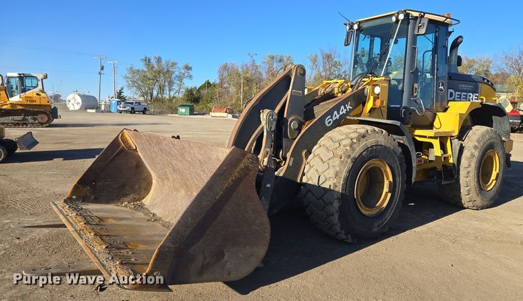 image for item EQ3652 2012 John Deere  644K wheel loader