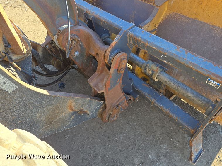 image for item EQ3652 2012 John Deere  644K wheel loader