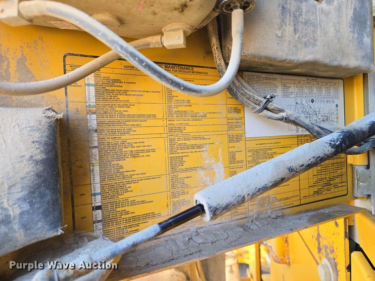 image for item EQ3652 2012 John Deere  644K wheel loader