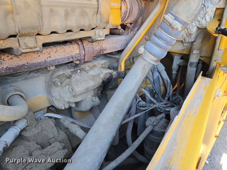 image for item EQ3652 2012 John Deere  644K wheel loader