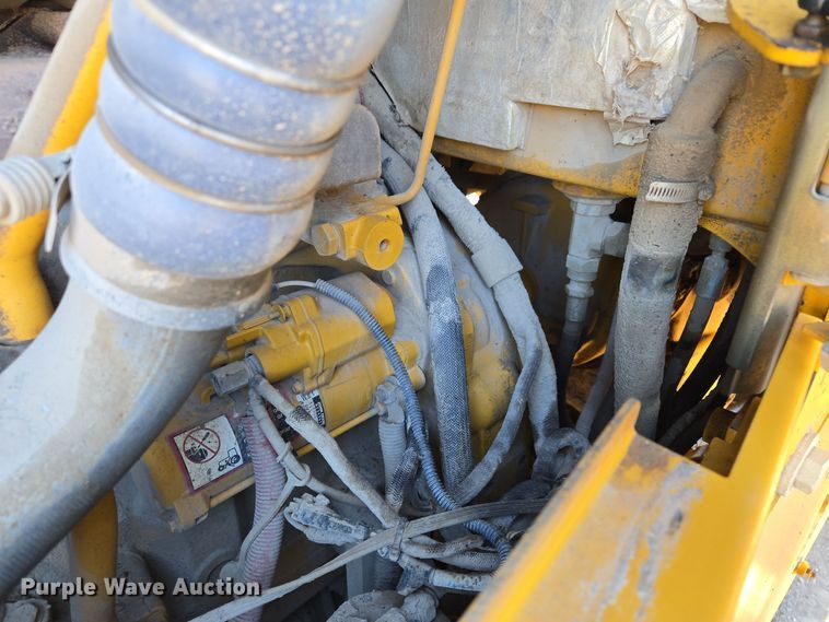 image for item EQ3652 2012 John Deere  644K wheel loader