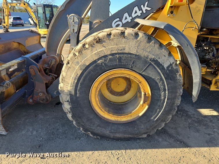 image for item EQ3652 2012 John Deere  644K wheel loader