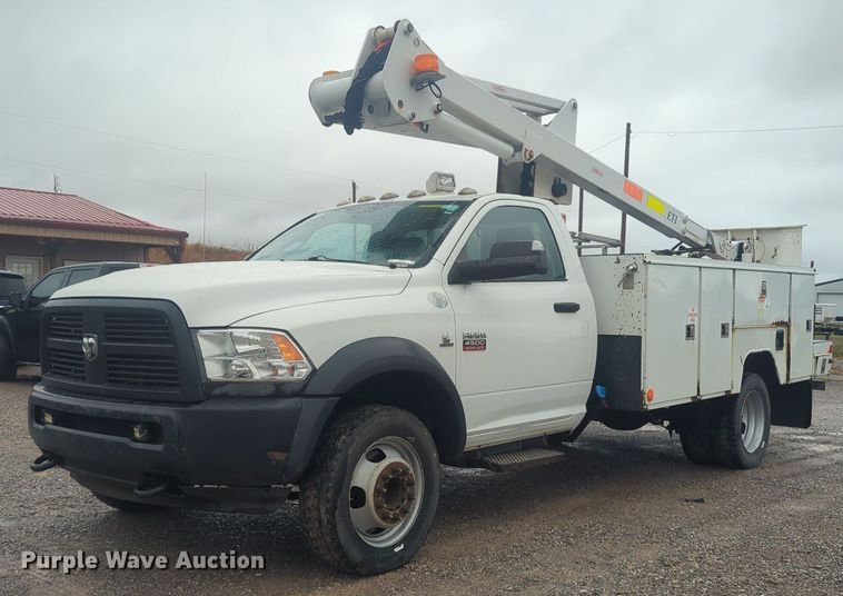 image for item ER4540 2012 Dodge Ram 4500HD bucket truck