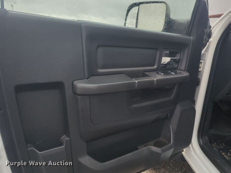 image for item ER4540 2012 Dodge Ram 4500HD bucket truck