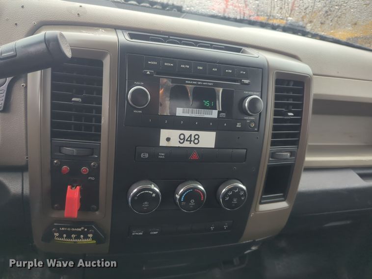 image for item ER4540 2012 Dodge Ram 4500HD bucket truck