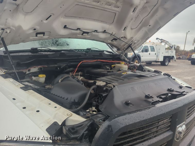 image for item ER4540 2012 Dodge Ram 4500HD bucket truck