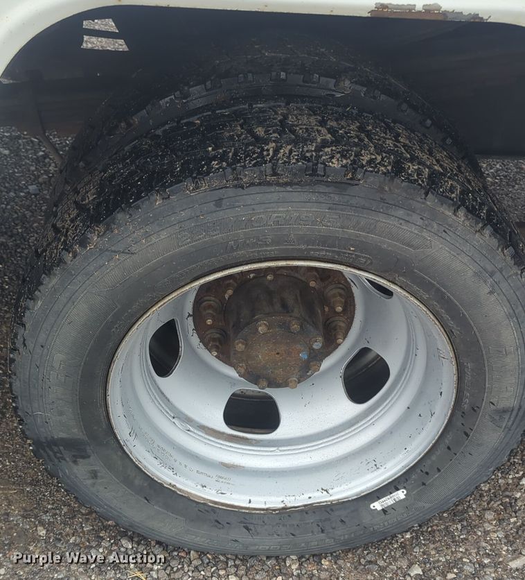 image for item ER4540 2012 Dodge Ram 4500HD bucket truck