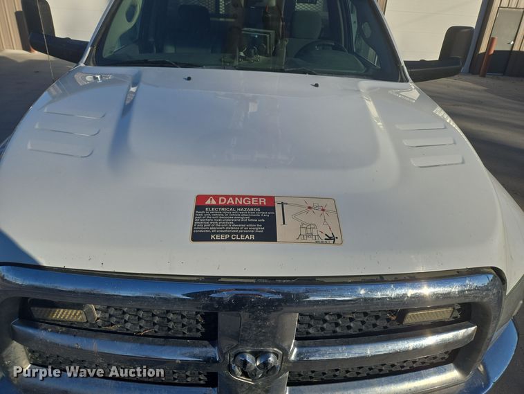 image for item ER5019 2014 Dodge Ram 5500HD bucket truck