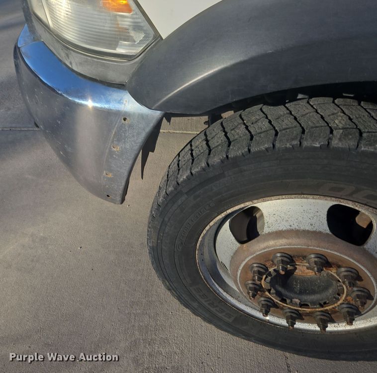 image for item ER5019 2014 Dodge Ram 5500HD bucket truck