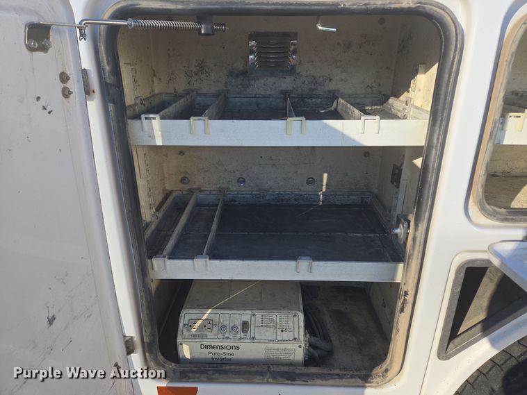 image for item ER5019 2014 Dodge Ram 5500HD bucket truck