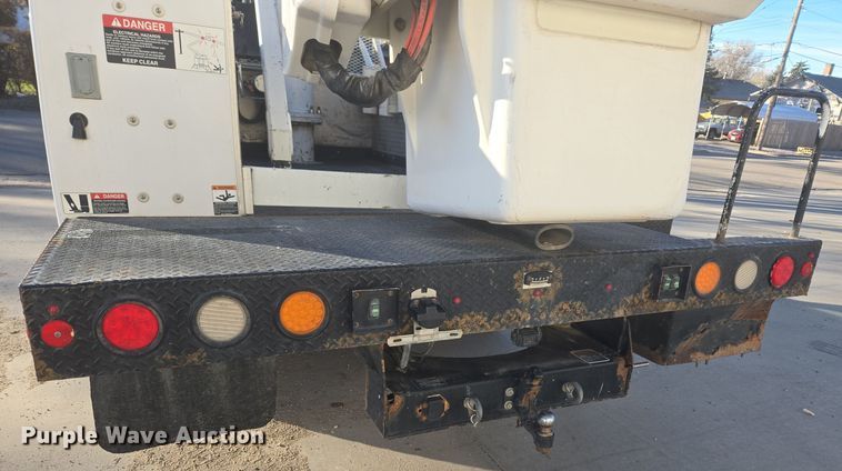 image for item ER5019 2014 Dodge Ram 5500HD bucket truck