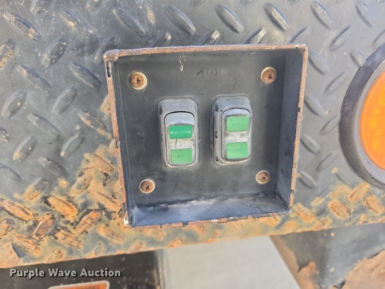 image for item ER5019 2014 Dodge Ram 5500HD bucket truck