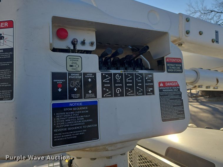 image for item ER5019 2014 Dodge Ram 5500HD bucket truck