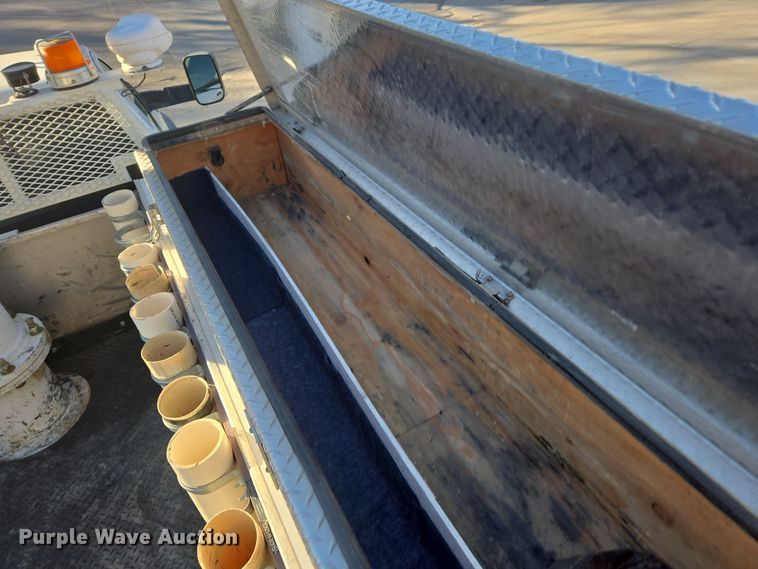 image for item ER5019 2014 Dodge Ram 5500HD bucket truck