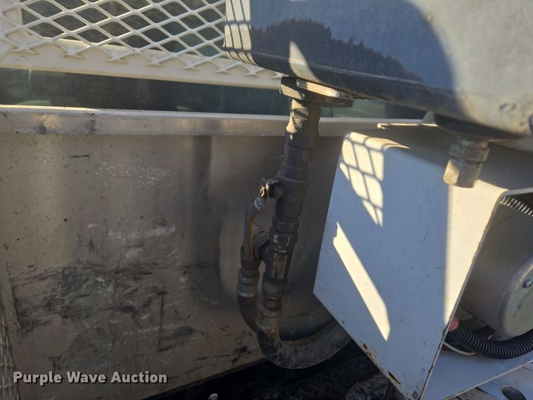 image for item ER5019 2014 Dodge Ram 5500HD bucket truck