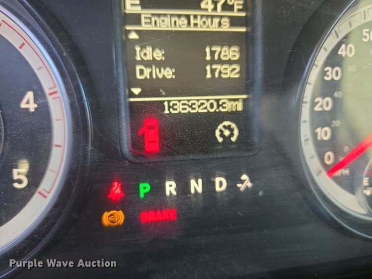 image for item ER5019 2014 Dodge Ram 5500HD bucket truck