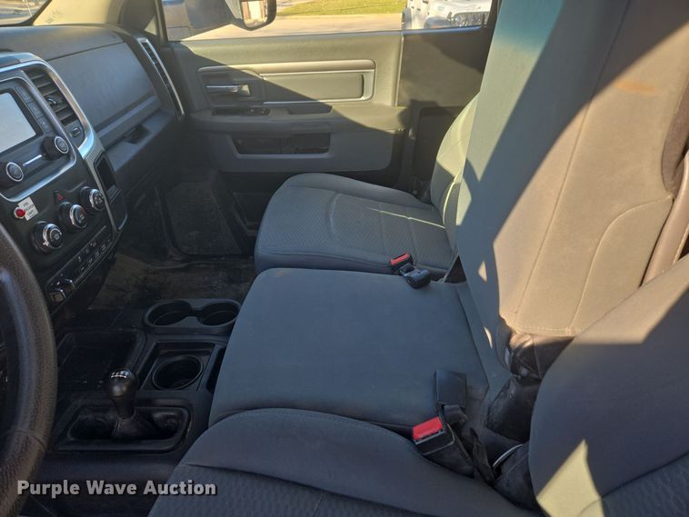 image for item ER5019 2014 Dodge Ram 5500HD bucket truck