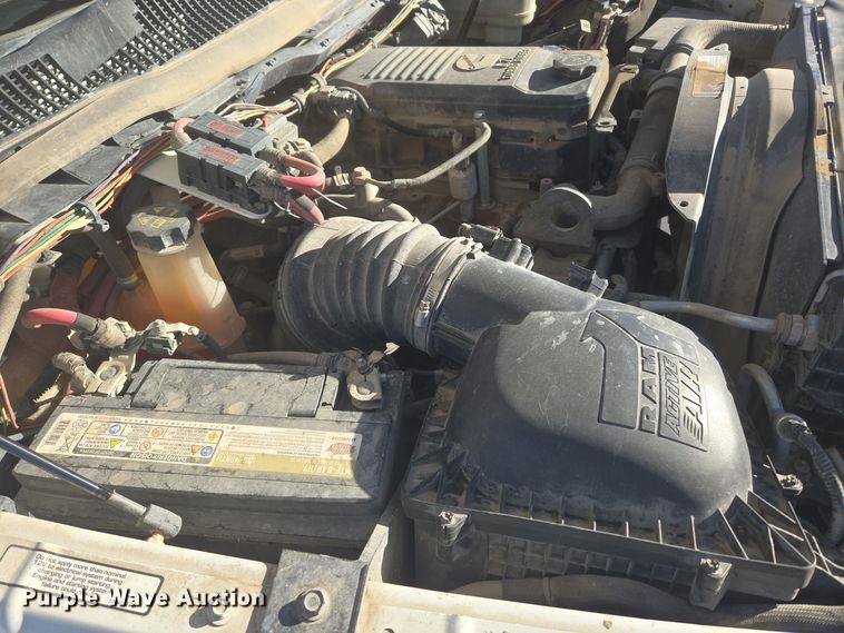 image for item ER5019 2014 Dodge Ram 5500HD bucket truck